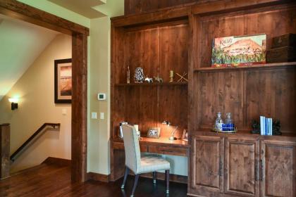 Luxury 4BD Townhome at Village at Northstar - Village Walk 37 - image 5