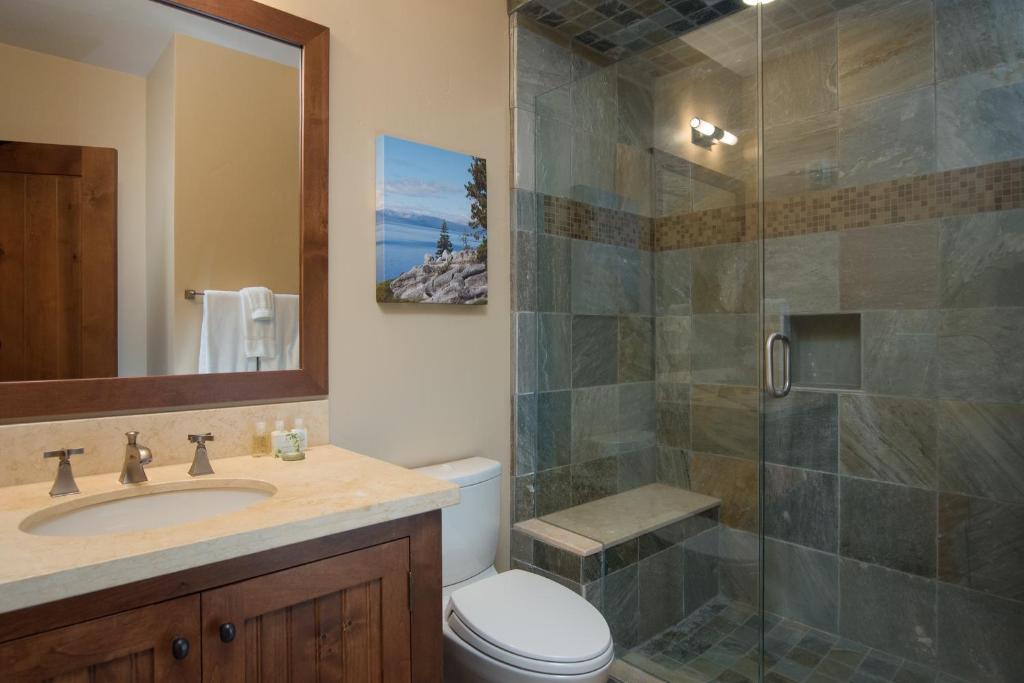 Luxury Village at Northstar Residence - Private Hot Tub! - Village Walk 7225 - image 4