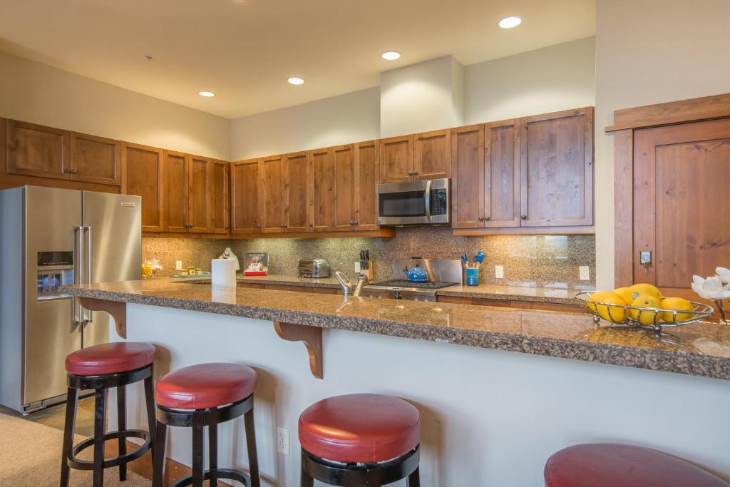 Luxury 3BD Village at Northstar Residence - Iron Horse North 101 - image 5