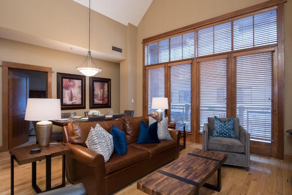 Top Floor Residence in The Village at Northstar! - Iron Horse North 306 - image 3