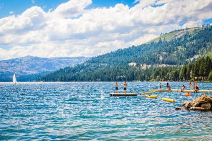 Holiday homes in truckee California