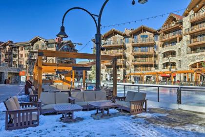 Sleek Ski-in and Ski-Out Northstar Resort Condo with Pool - image 9