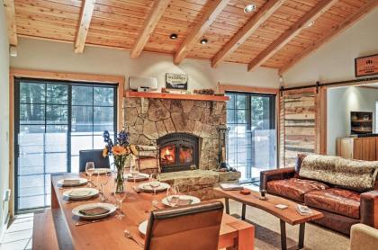 Cozy Truckee and Northstar Cabin with Den and Fireplace! - image 9