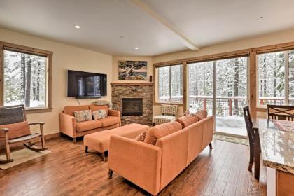 Mountain Modern Truckee Home with Deck and Views! - image 15