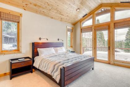 Extraordinary Tahoe-Donner Modern Mountain Home - image 3