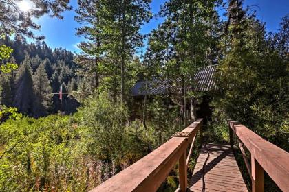 Rustic Riverfront Truckee Cabin with Deck and View! - image 11