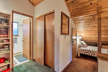 Pet-Friendly Cabin by Tahoe and Truckee Attractions! - image 6