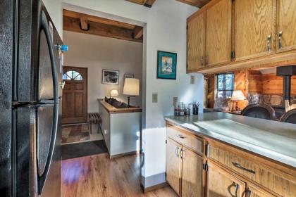 Pet-Friendly Cabin by Tahoe and Truckee Attractions! - image 8