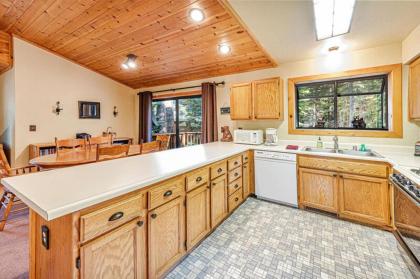 Four Bears Lodge by Tahoe Mountain Properties - image 6