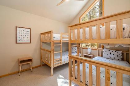 Sierra Haven by Tahoe Mountain Properties - image 3