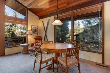 Archie's Bungalow by Tahoe Mountain Properties - image 18