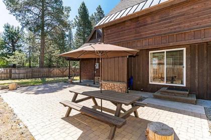 Heart of Truckee by Tahoe Mountain Properties - image 11