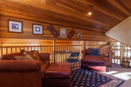 Pine View Lodge by Tahoe Mountain Properties - image 4