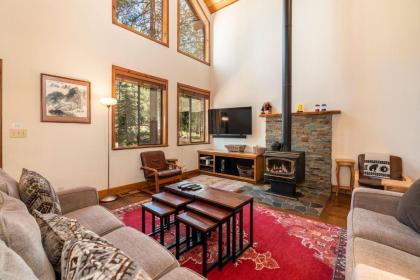 Creekside Cabin on St Bernard by Tahoe Mountain Properties - image 8