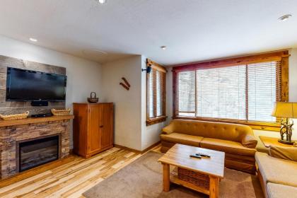 Cozy Condo in Ski trails truckee California