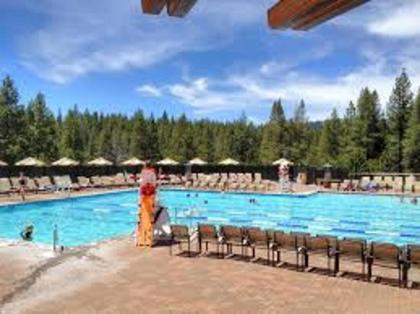 Glacier Luxury Lodge by Tahoe Truckee Vacation Properties - image 17