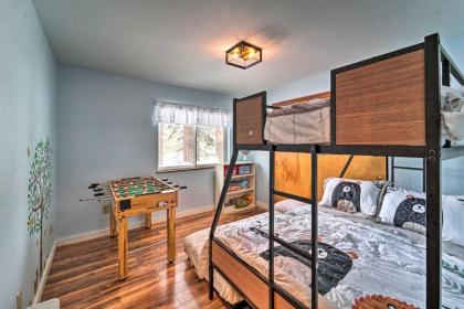 Family-Friendly Cabin - 5 Mi to DowntownTruckee! - image 16