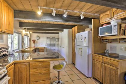 Spacious Cabin with Deck Less Than 3 Mi to Donner Lake - image 12