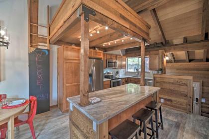 Classic Truckee Condo 1 Mi to Northstar! - image 3