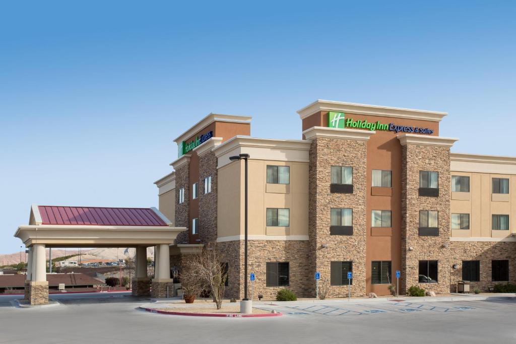 Holiday Inn Express & Suites Truth Or Consequences an IHG Hotel - main image