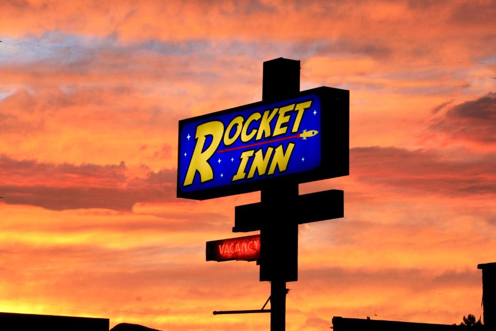 Rocket Inn - main image