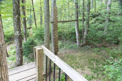 5 Bed 4 Bath Vacation home in Tuckasegee - image 14