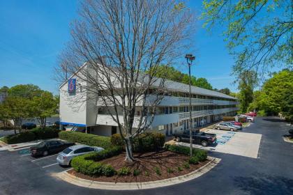 Motel 6-Tucker GA - Atlanta Northeast - image 8