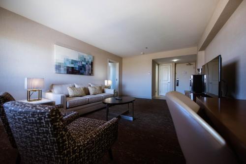 Hilton Tucson East - image 5