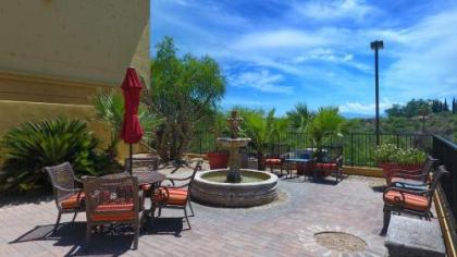 Hampton Inn & Suites Tucson Mall - image 5