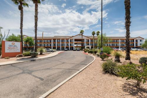 Siegel Select Tucson - image 3