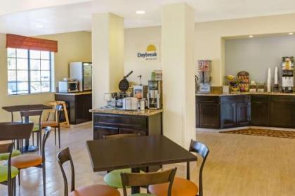 Days Inn & Suites by Wyndham Tucson/Marana - image 3