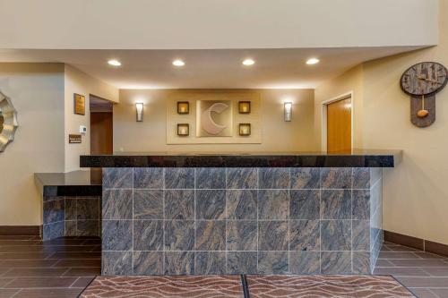 Comfort Inn & Suites North Tucson - Marana - image 3