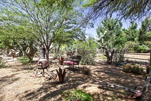 Tucson Casita with Courtyard Hot Tub and Fire Pits! - image 4