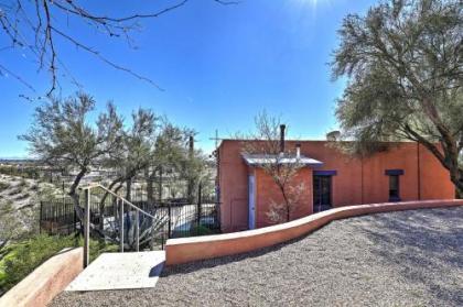 Southwestern Estate with Views Explore Tucson! - image 3