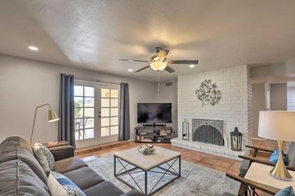 Tucson Townhome with Private Patio and Mtn Views! - image 6