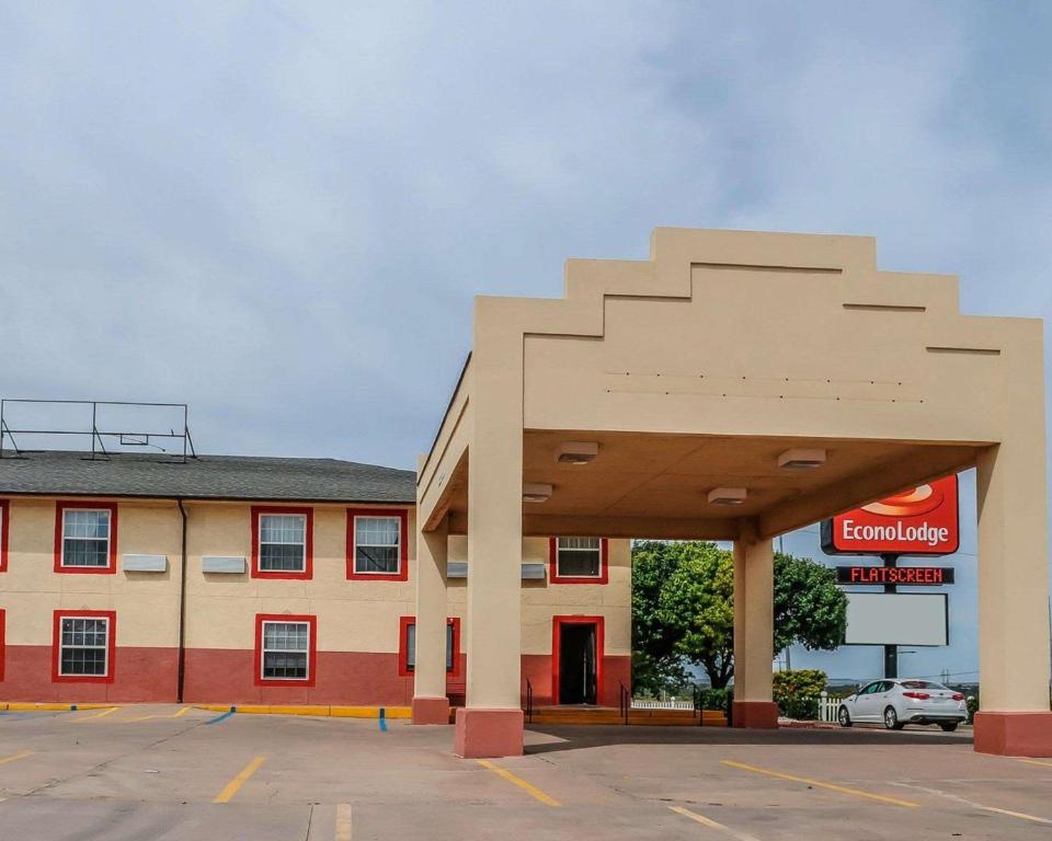 Econo Lodge Tucumcari - main image