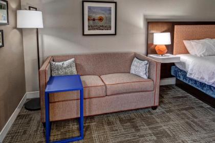 Hampton Inn Tullahoma - image 11