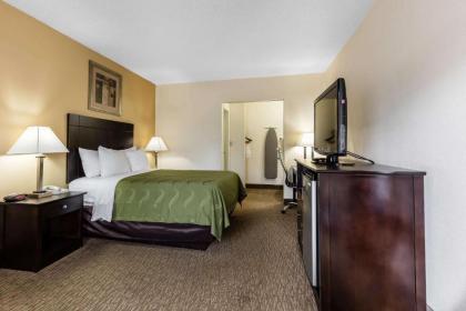 Quality Inn Tullahoma - image 10