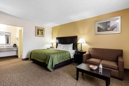 Quality Inn Tullahoma - image 8