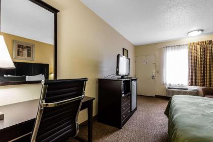 Quality Inn Tullahoma - image 9