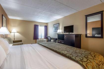 Quality Inn Tully I-81 - image 14