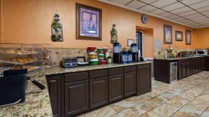 Best Western Tulsa Airport - image 3