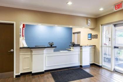 Comfort Inn South Tulsa - Woodland Hills - image 3