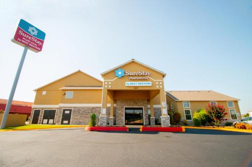 SureStay Plus Hotel by Best Western Tulsa East - image 2