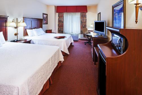 Hampton Inn & Suites Tulsa South Bixby - image 2