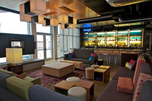 Aloft Tulsa - image 2