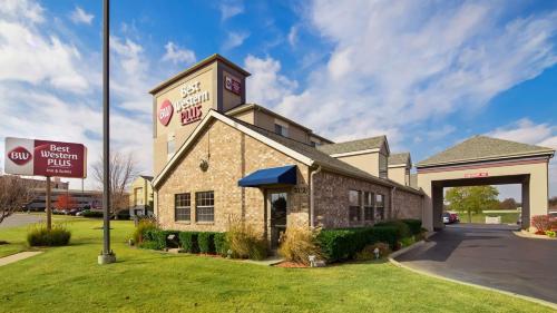 Best Western PLUS Tulsa Inn & Suites - main image