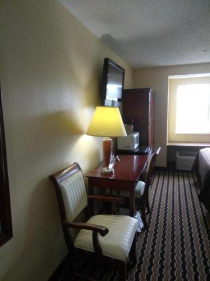 Expo Inn - image 3