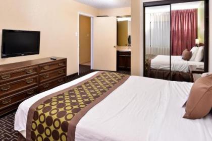 Americas Best Value Inn & Suites Extended Stay - Tulsa - image 3