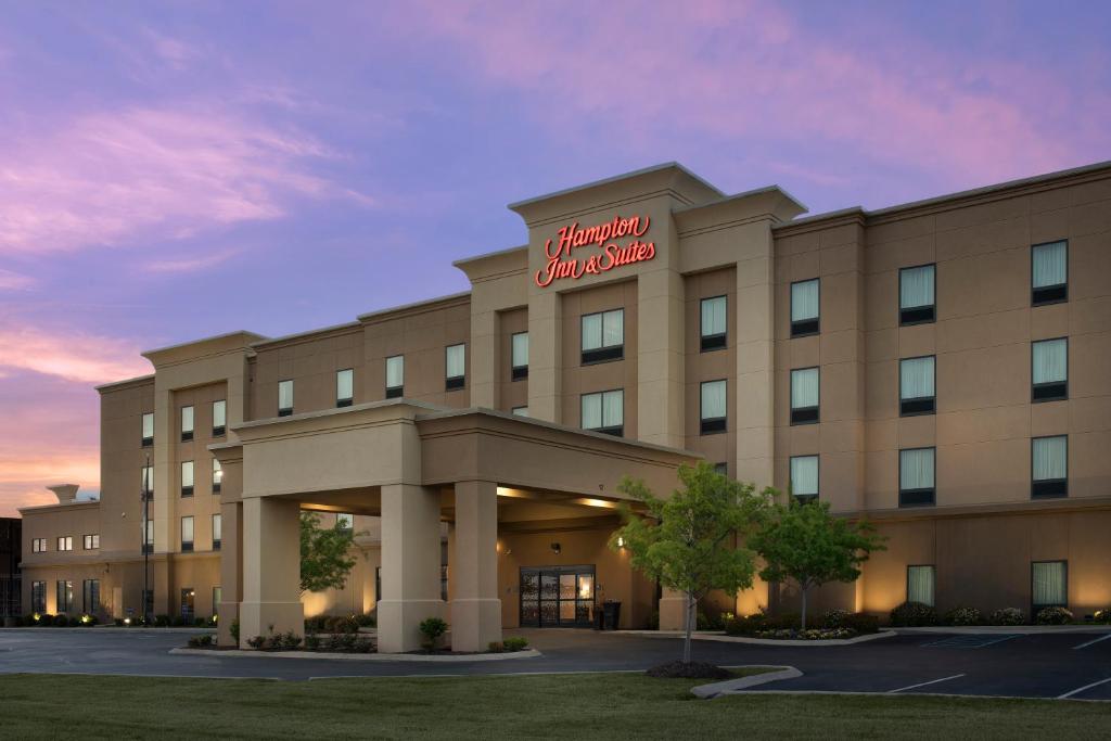 Hampton Inn & Suites Tupelo/Barnes Crossing - main image